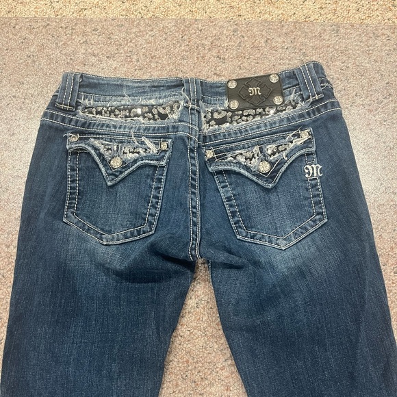 Miss Me Jeans JP5002 Bootcut Dark Wash Embellished Pockets Size 31x31 - Picture 4 of 11